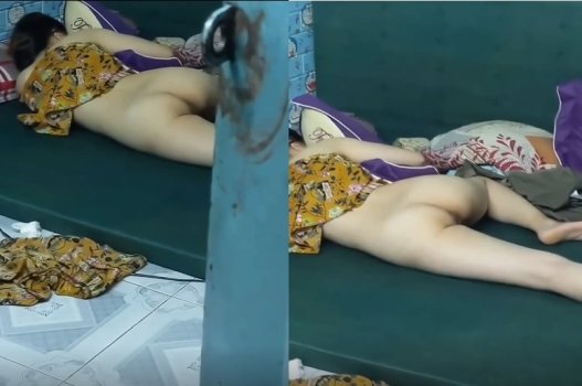 Filme de sexo completo sobre o pico de Bao Ngoc